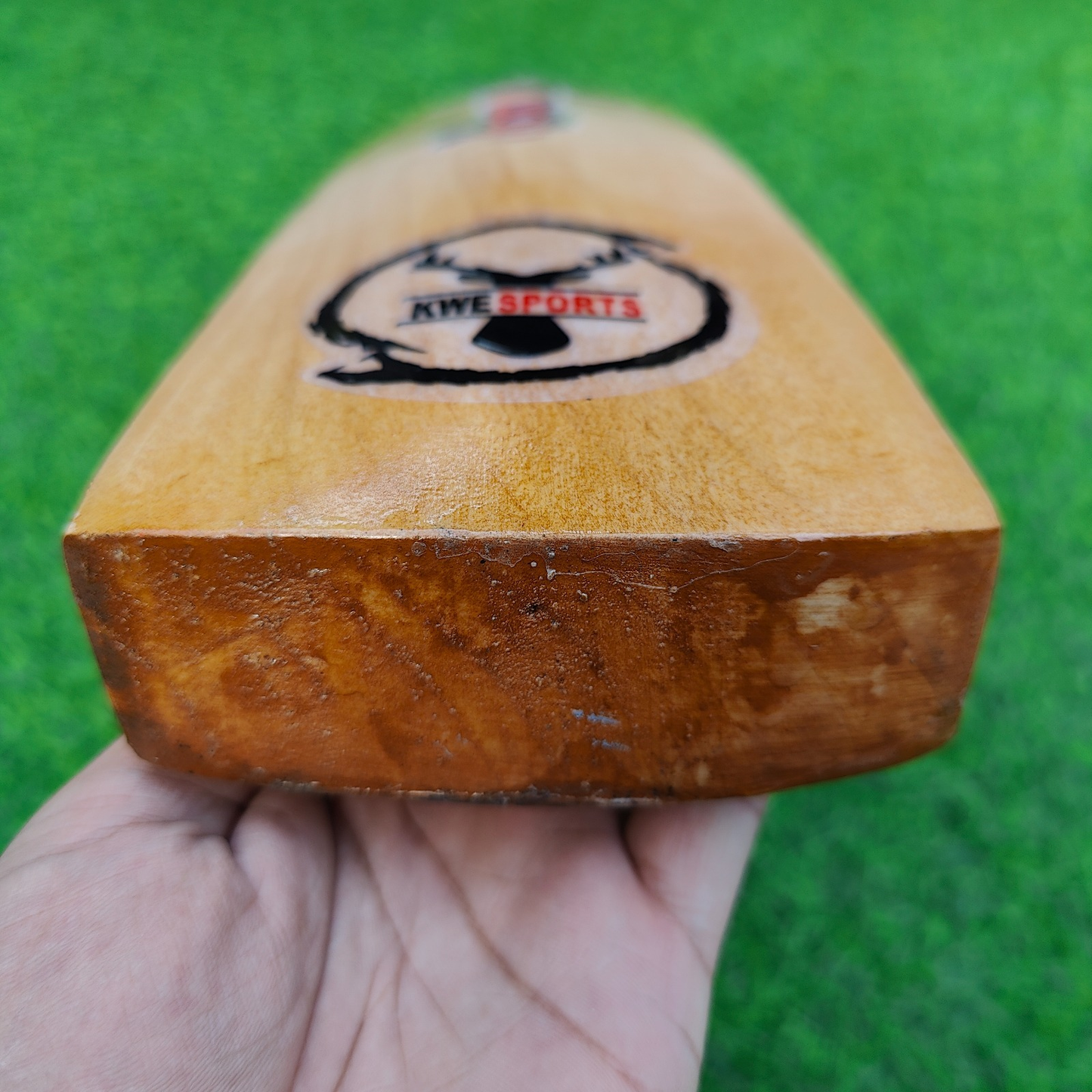 VENOM Hard Tennis Bat