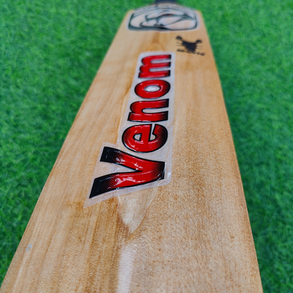 VENOM Hard Tennis Bat