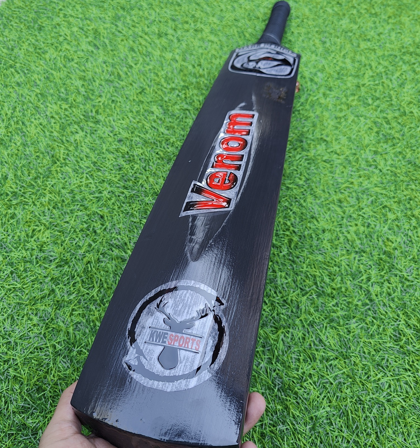 VENOM Hard Tennis Bat